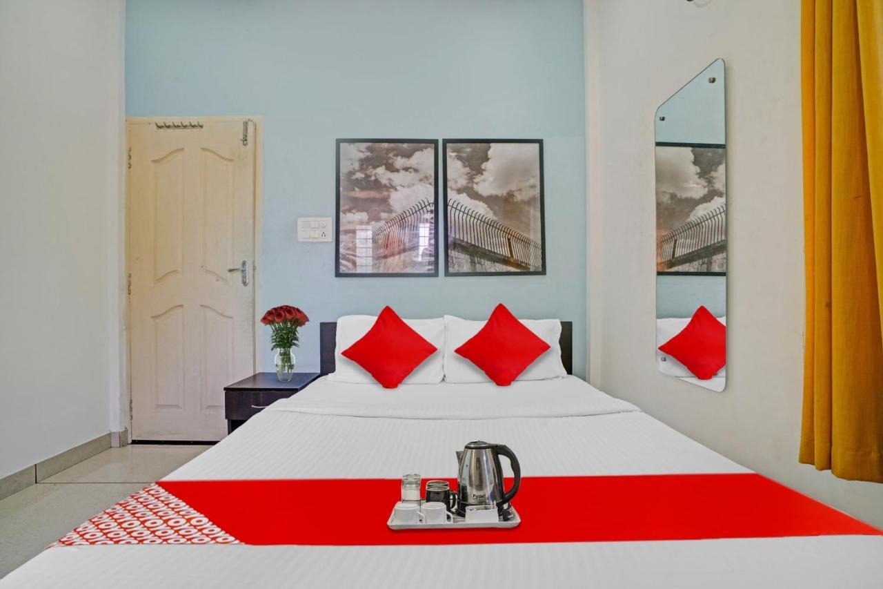 Oyo Thykoodam Sleep Inn Kochi Dış mekan fotoğraf